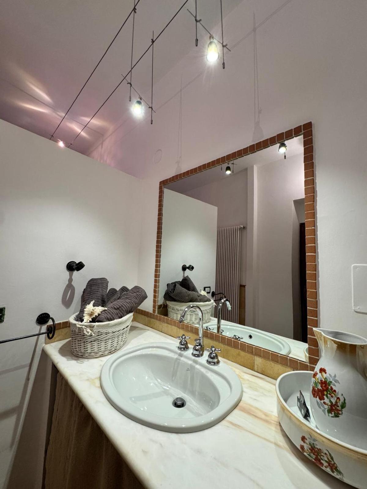 Al Riccio Bed and Breakfast Cocconato Exteriör bild