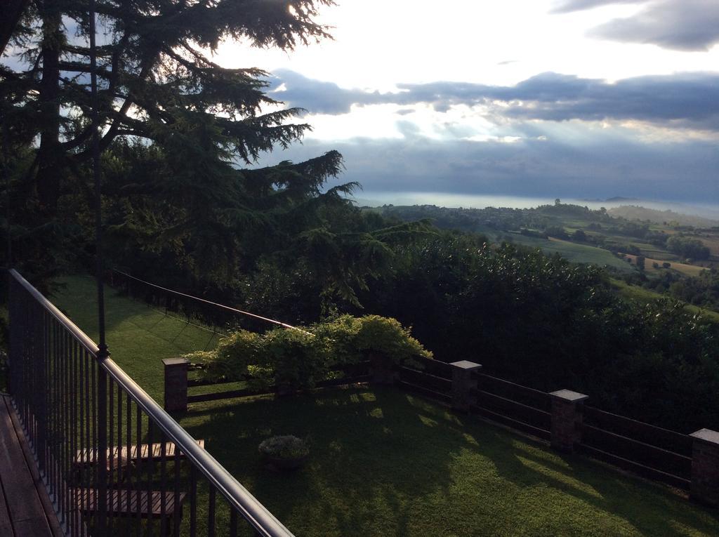 Al Riccio Bed and Breakfast Cocconato Exteriör bild