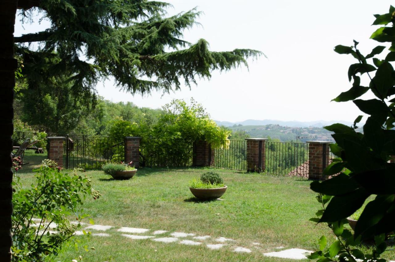 Al Riccio Bed and Breakfast Cocconato Exteriör bild